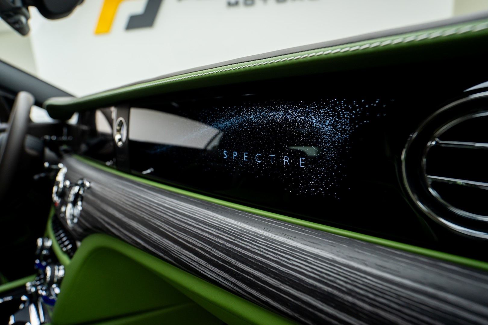2024 ROLLS ROYCE SPECTRE. GCC. WARRANTY SERVICE. FULL OPTION.